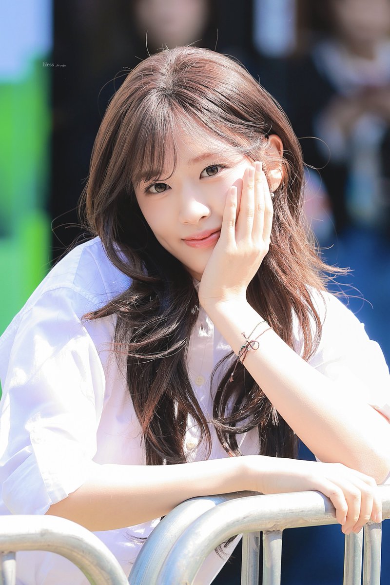 bless_yujin's tweet photo. 유지나 생일축하해🫶🏻🫶🏻🫶🏻

#OurDearestYujinDay 
#사랑하는_우리_유진이의날 https://t.co/m0ylrC8OAF