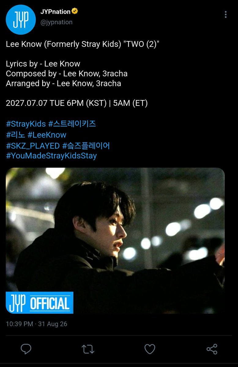 gagawanz's tweet photo. a #2min mini au —

     — where ksm and lmh divorced two years ago and their fandoms split their old ship name as a joke.

Until lmh uses half the ship name as his new album title.

And ksm uses the other half three weeks later. https://t.co/H5QLY3rblk