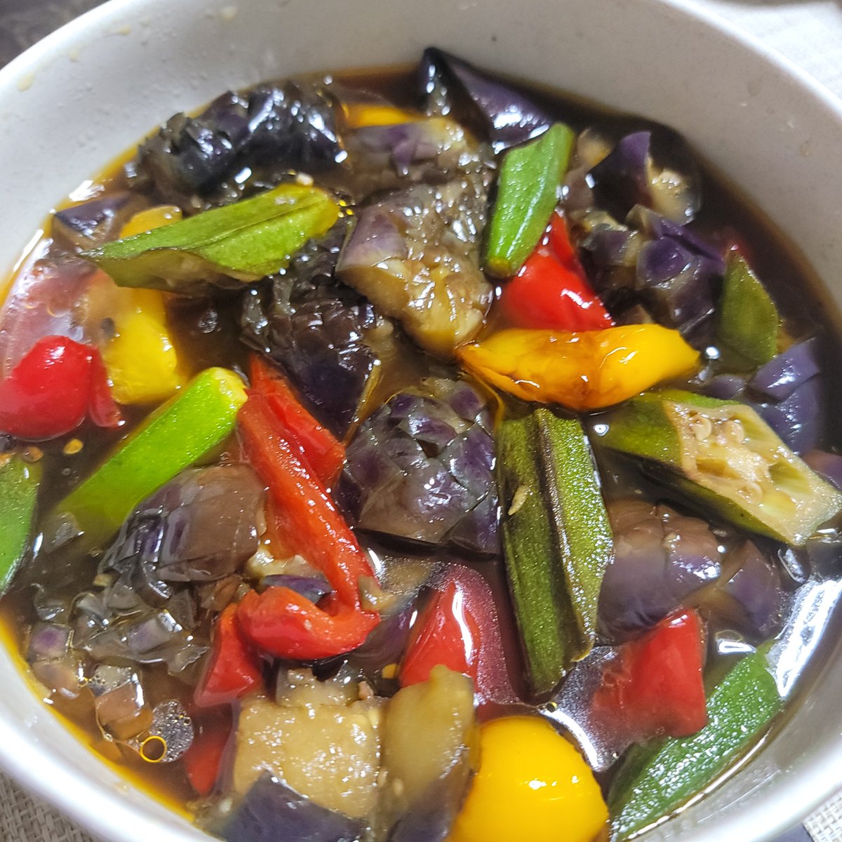 HALDES_kitchen's tweet photo. しごおわ💦
最近、台風とか気圧なのか
体調が整わずキツイ…(--;)
さーて、そんな日は☀️
#生姜焼き
#夏野菜のおひたし https://t.co/zOTaepm6PS