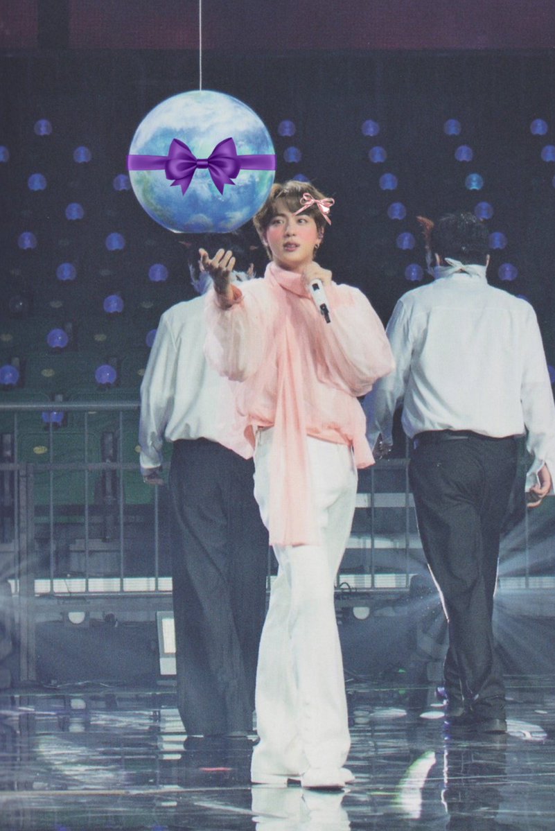 seokjinniebow's tweet photo. https://t.co/Y6kZ8NOjsv