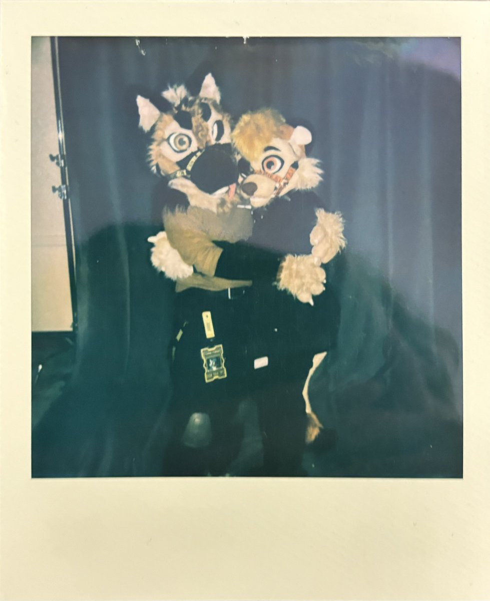 24theprotogen's tweet photo. Guys do we fw #denfur? Pt.1 https://t.co/JT9tt9UK8F