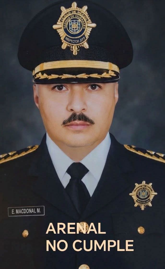 1_sincensura's tweet photo. Denuncian vecinos corrupción por parte del DIRECTOR MACDONAL MEJÍA EDGAR EDUARDO de la @SSC_CDMX REGIÓN BALAM por brindarle PROTECCIÓN al PATÍN Narcomenudista, Extorsionador y Matón de la Arenal, vecinos piden el apoyo de @PabloVazC @evelyn_parraA @Claudiashein   ya que en todo el periodo del director no ha detenido absolutamente a nadie de ese grupo CRIMINAL, Vecinos piden el cambio inmediato que no tenga ningún compromiso con el PATÍN.