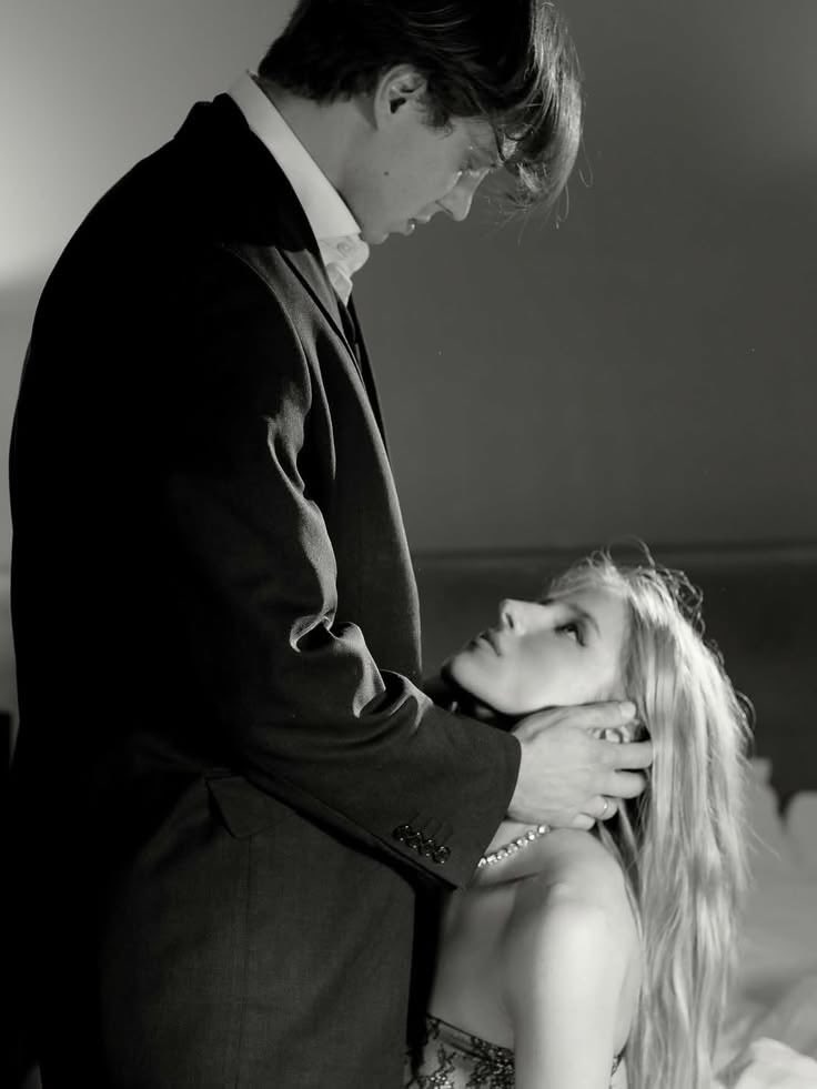 princessmaxxin's tweet photo. me and my husband https://t.co/odONS3nTMC