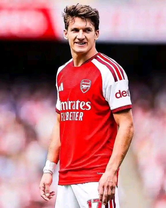 Rhandyafc's tweet photo. Hope the Tzolis I’m watching now is not the same Tzolis I watched against Man City 😭

Bro, everyone is dropping stinkers today 😭💀

What is going on? 😭 https://t.co/7oVKIGGEhW