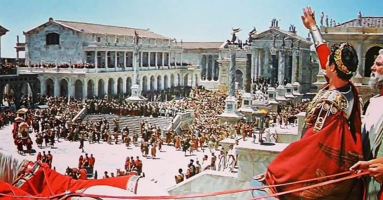 antinousgaygod's tweet photo. 🪷 #Commodus was born 31 Aug 161 AD. Our fave film Commodus is #ChristopherPlummer in #falloftheromanempire. He looked so gleeful being so wicked. This sprawling Roman Forum was built on a sunny plain in Spain, populated by thousands of extras. Watch: https://t.co/cMrvSJ5sdz 🪷 https://t.co/ZSwYKTxeHT