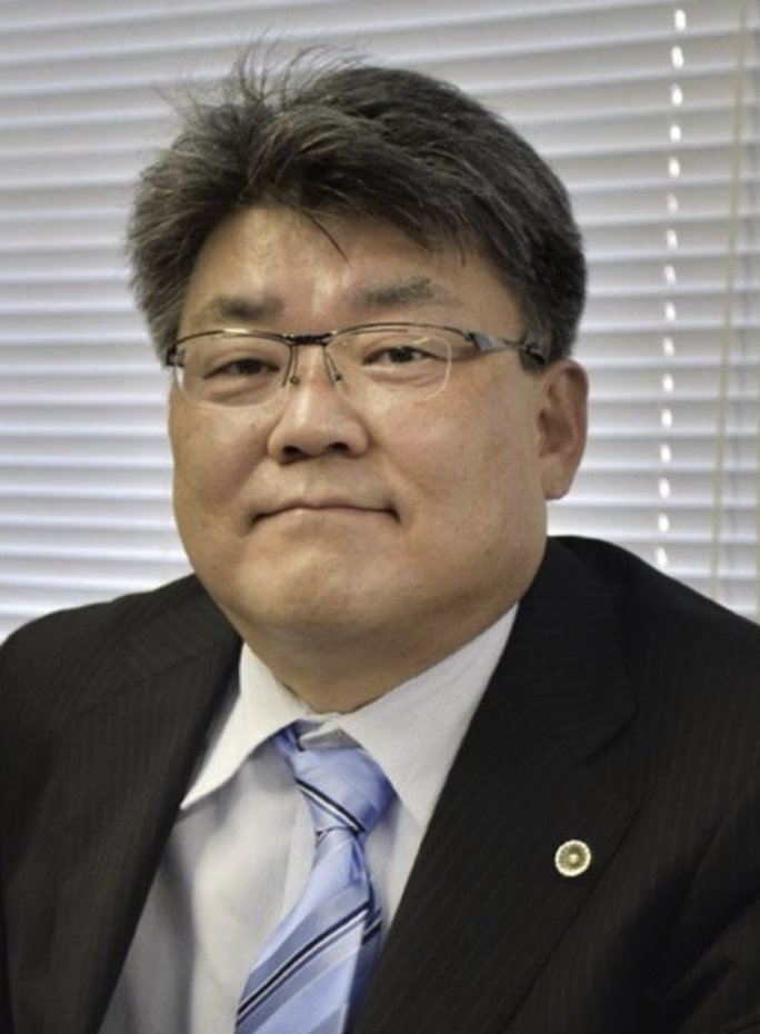 kiaranino3's tweet photo. どうりで不起訴が多いわけだと思う人✋

日弁連副会長に韓国籍の白承豪(ペク・スンホ)「私が副会長になったことが、日本社会が差別のない社会へと進む契機になれば」 https://t.co/H8SqLmN3dE