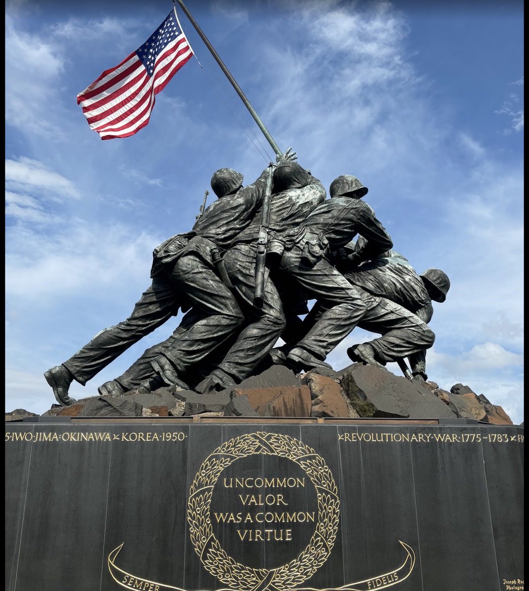 rafahuertag's tweet photo. @Armandoreporta ¿No está allí el memorial de los USMC? https://t.co/nkuBocZMIV