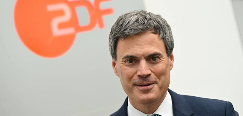 RealWuppi's tweet photo. ----BREAKING!----

German Social Democratic politician Michael Vetter (SPD) from Pulheim allegedly masturbating in front of alleged minors in a TikTok livestream. 

No Masters involved!

The blackmail narrative appears to have collapsed! 

Still no word from SPD leader and Vice Chancellor @larsklingbeil, or from public broadcasters such as @zdf. They still will not talk about Michael Vetter. 

ZDF director Norbert Himmler continues to ignore the scandal! 

Only the AfD can save Germany.

#RedaktionsnetzwerkRechts

@MdlBehrendt @KotreLena @MitAktien @NaomiSeibt