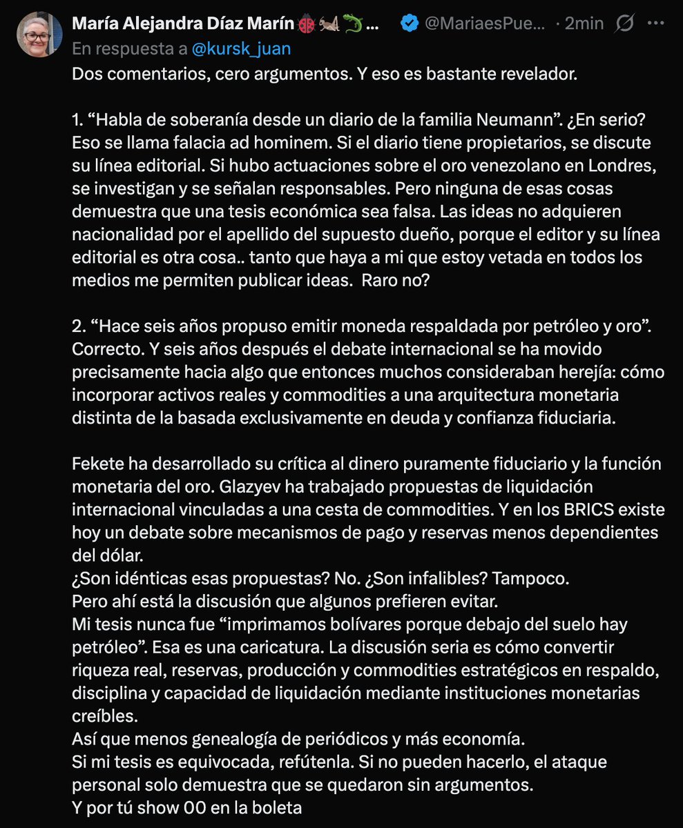 kursk_juan's tweet photo. Me respondio y me bloqueó:
1. Asume que escribe para el medio de Vanesa Neumann
2. Justifica la chapuza económica que planteó y habla de commodities refiriéndose a recursos sin explotar. Igual le dejo un video de Javier explicando el Cap1 del Capital: Mercancia-valor-trabajo https://t.co/dDc6RPdPrg