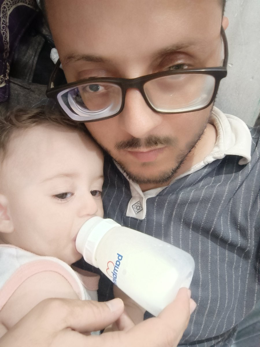 ahmedshameya995's tweet photo. Please RT!!
I’m going through a very financial crisis &amp; urgently need donations to provide necessities for my 10-month-old son, like milk &amp; diapers.

If you’re able to help in any way, even if a retweet, I would be grateful. Your support means everything.
https://t.co/a6f8p0jKWA https://t.co/7WbEt7kQhs