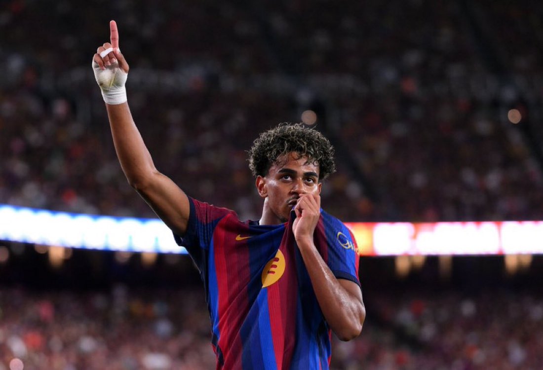 iLakUzh's tweet photo. لامين يامال اصغر لاعب يصل الى 50 هدف بالدوريات الخمس الكبرى تخطى مبابي و هالاند 

رغم انه جناح لكن تهديفيا تخطى مهاجمين 

ظاهرة https://t.co/08a3zdnjEs