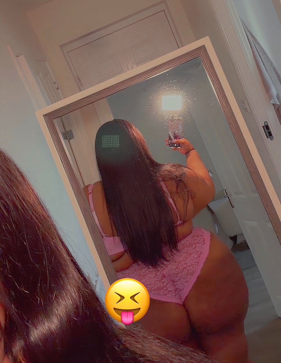 DommeMyaaa's tweet photo. Big mama 🐆 https://t.co/PfFUpmVQFr