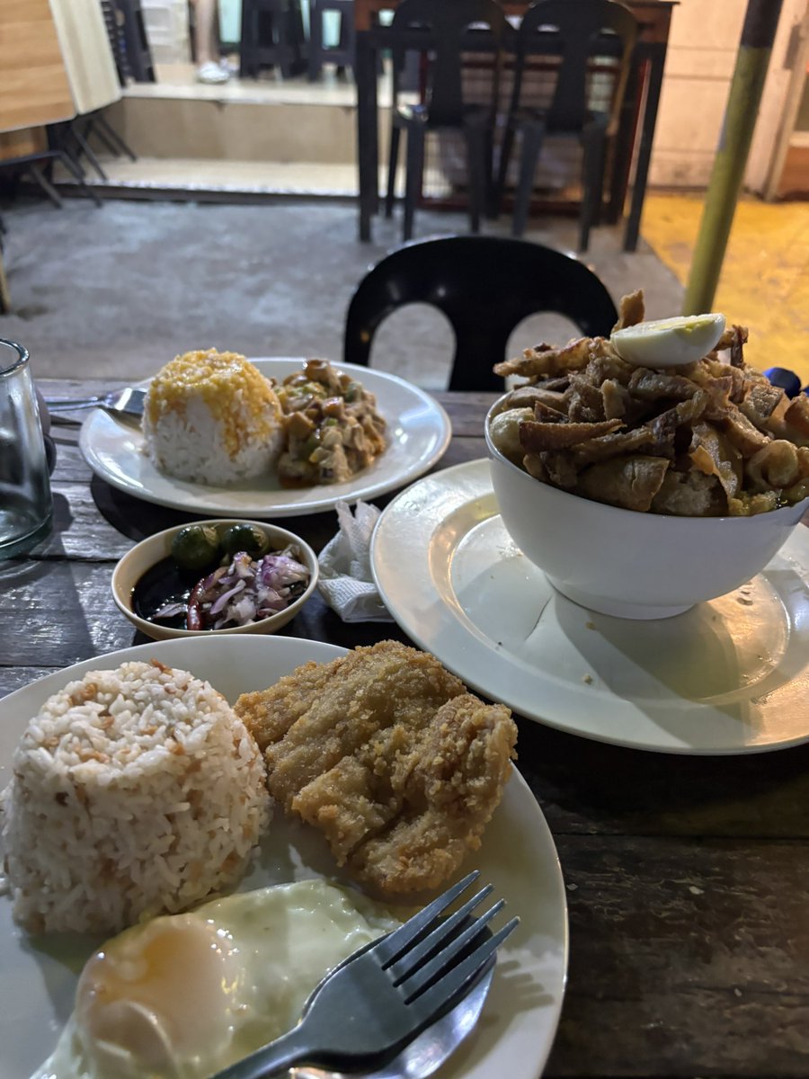 jamesmatthewrx's tweet photo. kain poh https://t.co/NkLRHTCzMl
