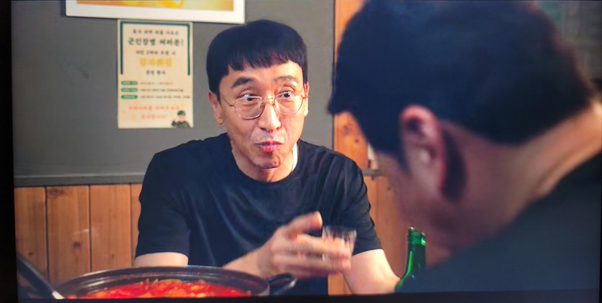 YxFQXQeip4LnZuT's tweet photo. 이게 사랑이 아니면 뭐란말입니까? https://t.co/1ltmqmKkYB