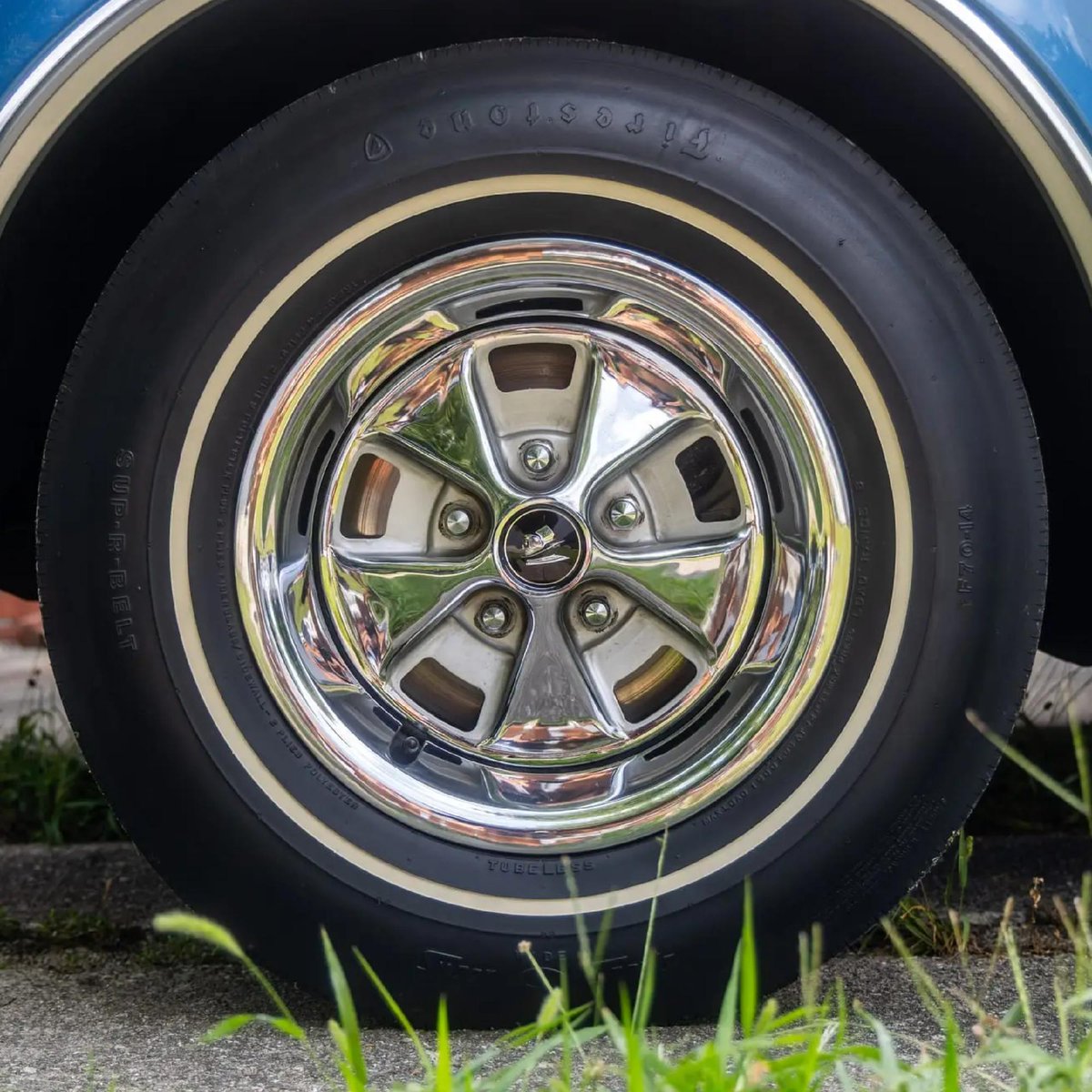 Bringatrailer's tweet photo. 7 liters of pure American muscle!

https://t.co/BoYrorItIr https://t.co/4YCrNqBOKk