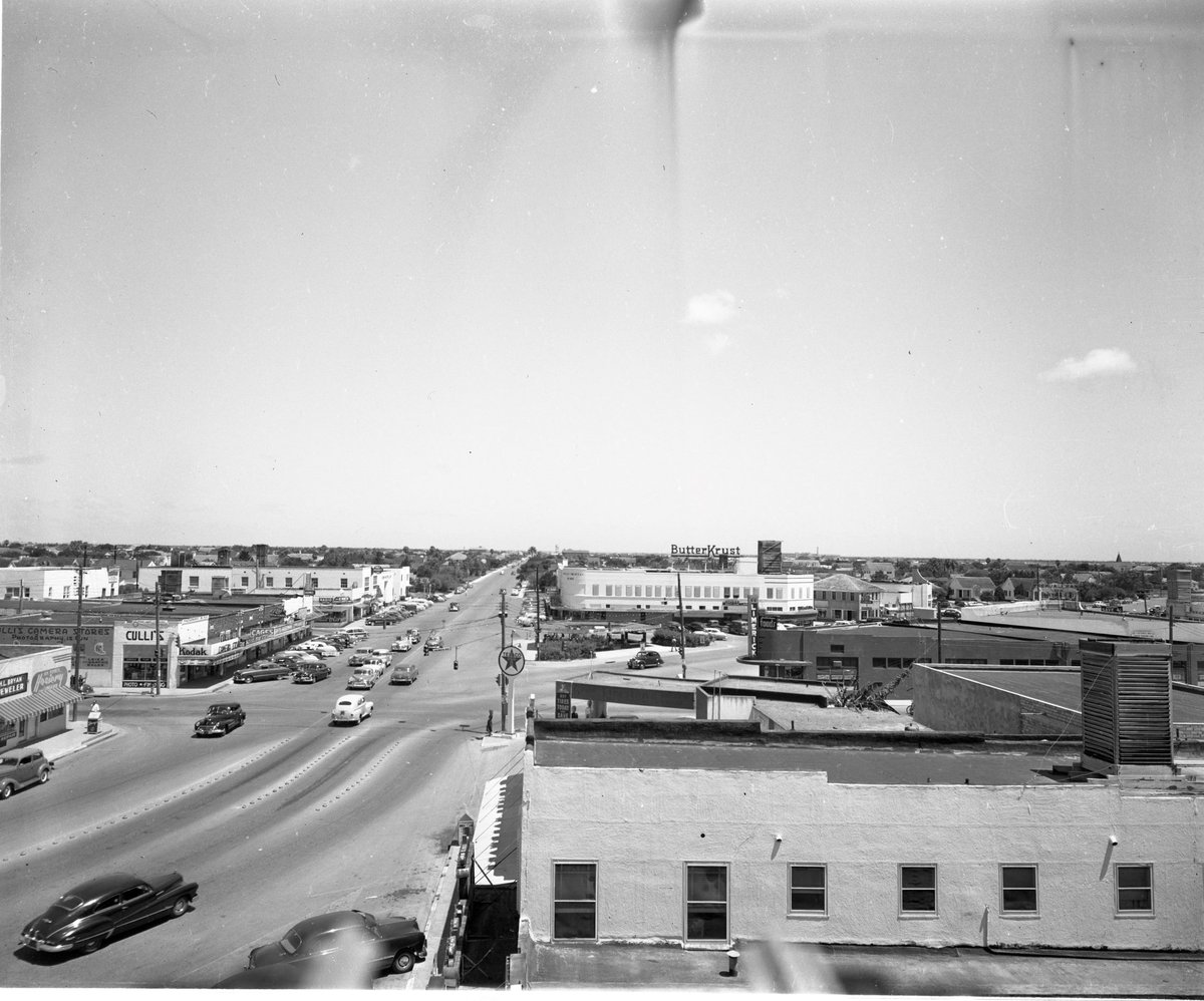 TAMUCCspecoll's tweet photo. An aerial view ButterKrust Factory just a few blocks from Six Points in the 1950s. #TAMUCC #Archives https://t.co/AYZhkmsPTq