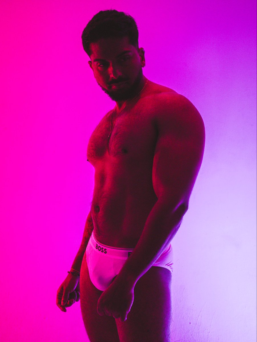 aaronneedsashot's tweet photo. 🤍🩷💜 https://t.co/e7xcQRo68i
