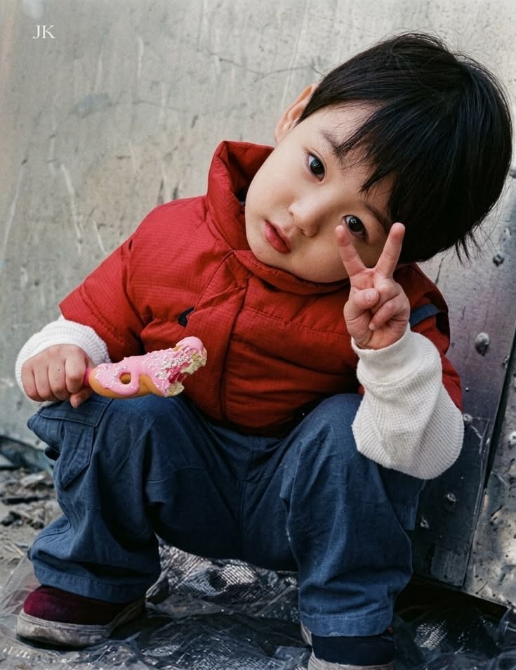 97Jungukk's tweet photo. Hbd,🎂 https://t.co/UXO2jLXGqJ
