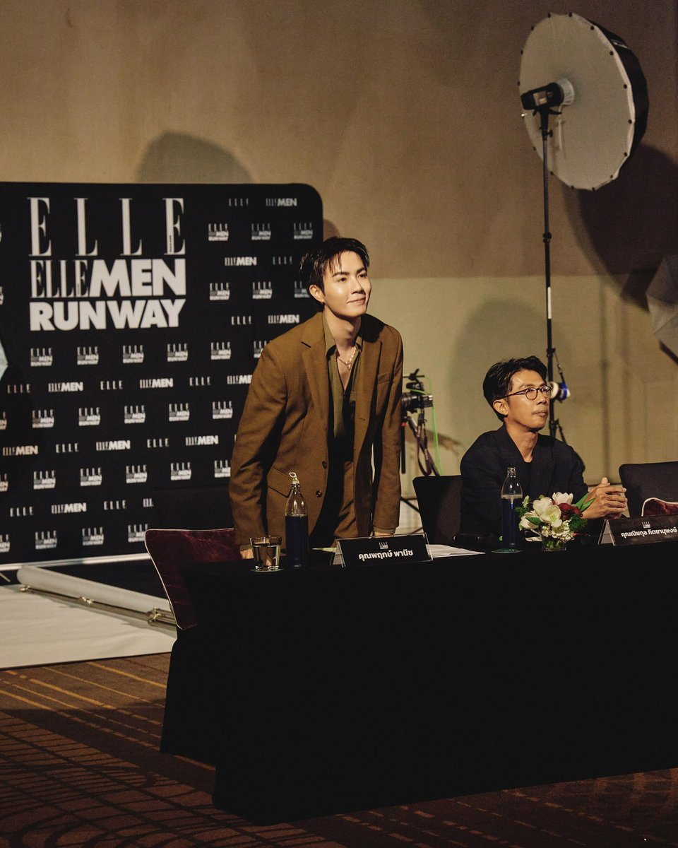 ZeePruk_OFC's tweet photo. [ IG : kokonichakul ]

คุณกรรมการสุดหล่อ 🤎

#ELLERunway
#ELLEMENRunway
#ModelSearch 

🌊 @zee_pruk ☀️
#ZeePruk #Zunshine https://t.co/1utJ5E2YBT