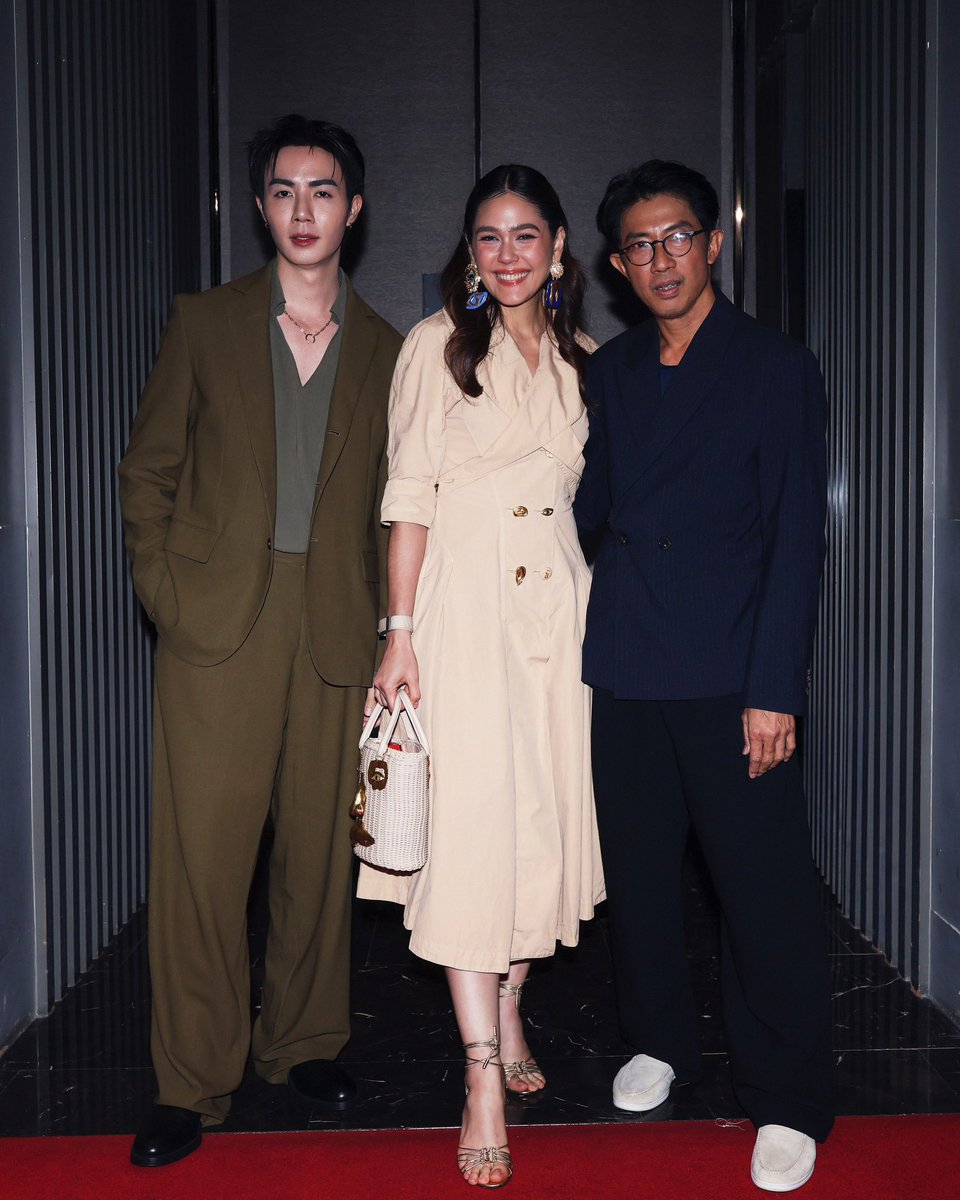 ZeePruk_OFC's tweet photo. [ IG : kokonichakul ]

คุณกรรมการสุดหล่อ 🤎

#ELLERunway
#ELLEMENRunway
#ModelSearch 

🌊 @zee_pruk ☀️
#ZeePruk #Zunshine https://t.co/1utJ5E2YBT