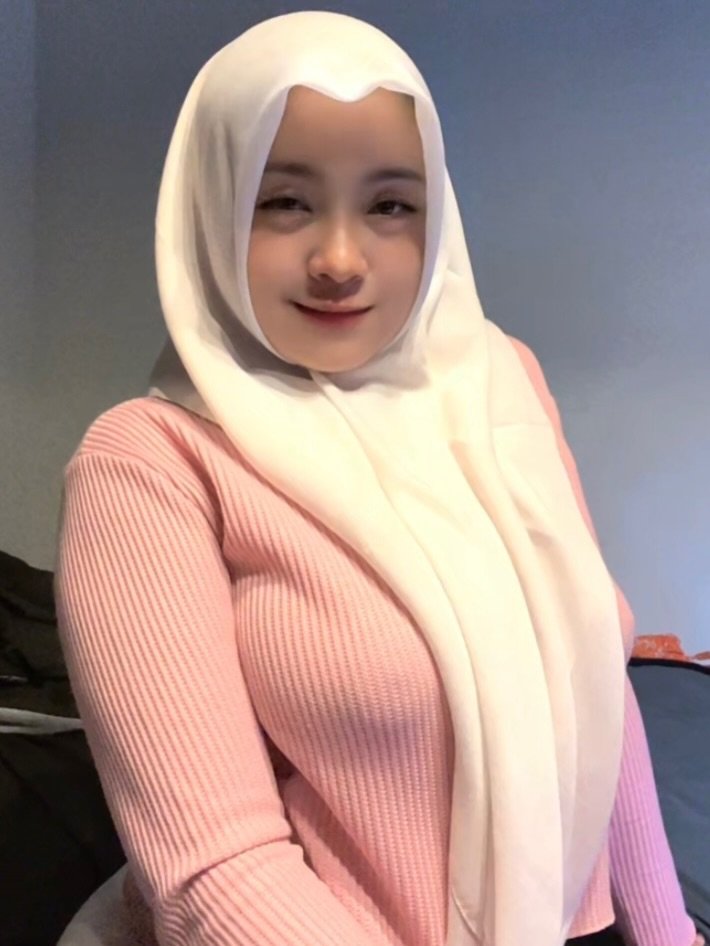 indogram's tweet photo. Anjir, gak pake BH cuy 😅 

𝑹𝒆𝒑𝒐𝒔𝒕 𝑰𝒏𝒔𝒕𝒂𝒈𝒓𝒂𝒎 :
📌 baitimasher https://t.co/EGOKPDbjUQ
