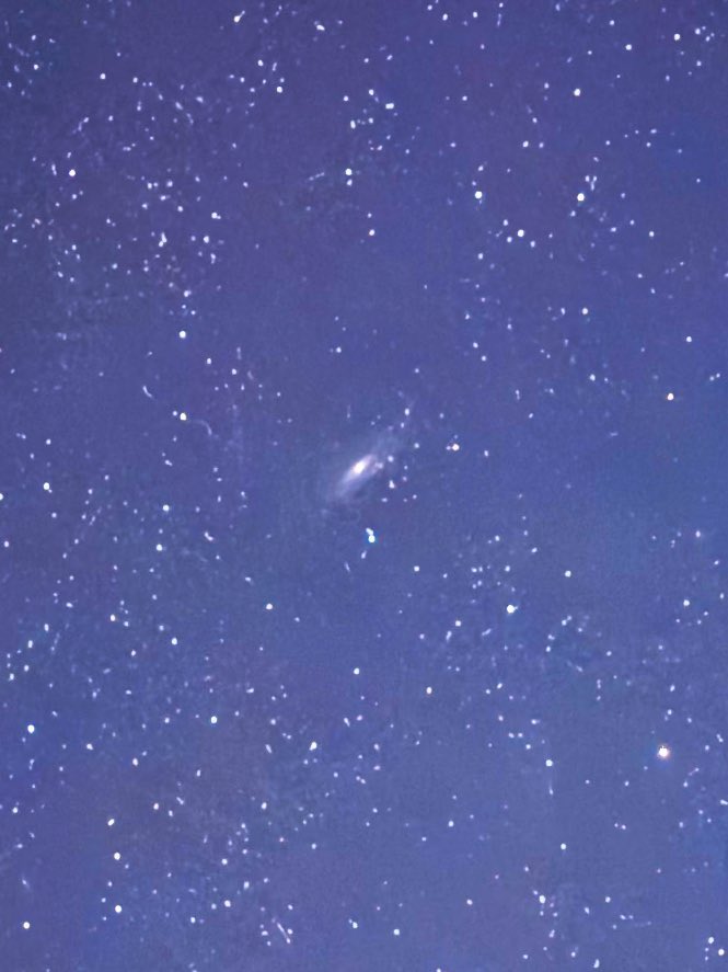 sage_astr's tweet photo. being able to capture andromeda galaxy on iphone is so neat https://t.co/QizllTd9OO