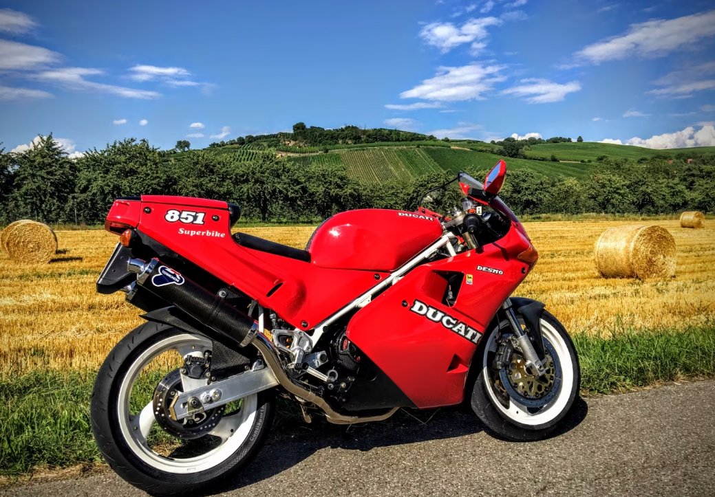 ClarkHeible's tweet photo. Ducati 851 S1 Superbike 1991⚡️⚡️⚡️ https://t.co/O9N23t2kuo