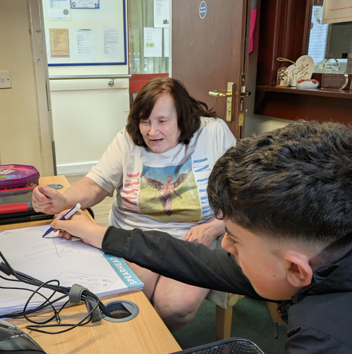 rashielee's tweet photo. Gina and Sean playing noughts &amp; crosses and drawing portraits of each other. #intergenerational https://t.co/n4AH2eMPDr