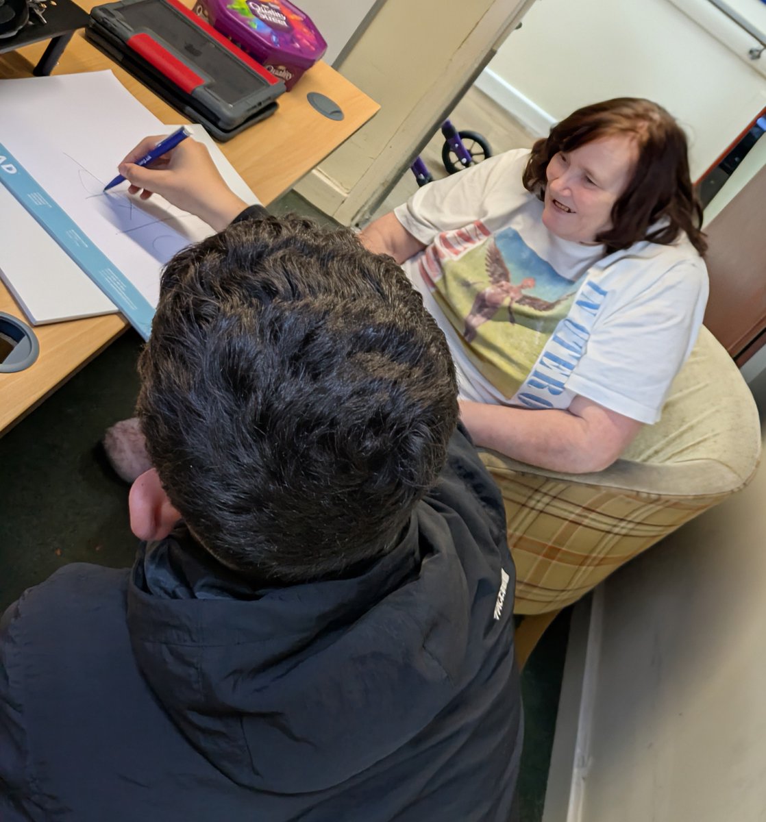 rashielee's tweet photo. Gina and Sean playing noughts &amp; crosses and drawing portraits of each other. #intergenerational https://t.co/n4AH2eMPDr