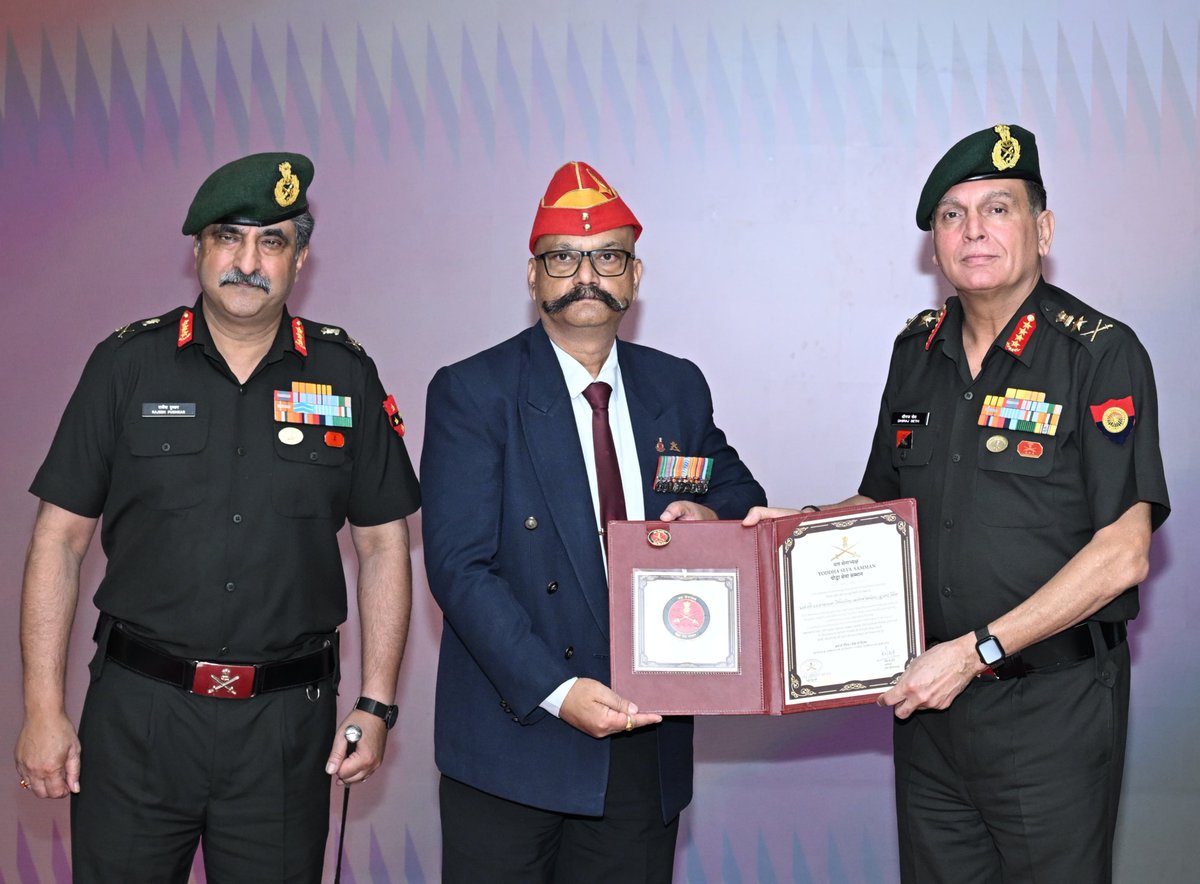 adgpi's tweet photo. योद्धा सेवा सम्मान
YODDHA SEVA SAMMAN

कर्म से गौरव, सेवा से विजय।
Honour Through Action, VIJAY Through Service.

#GeneralDhirajSeth, #COAS, felicitated four distinguished Veterans with the Yoddha Seva Samman #YSS at #Pune, recognising their selfless contributions to veteran welfare, youth empowerment, environmental conservation and dedicated service to the community.

Lt Col Vikram Ram Advani (Retd) was honoured for his continued support to the veteran community through guidance, financial assistance and initiatives focused on the education of wards of Ex-Servicemen and special children.

Lt Col Kishor Kumar More (Retd) was recognised for continuing his service beyond uniform through mentorship of Armed Forces aspirants and steadfast support to veterans and Veer Naris in addressing pension, ECHS and welfare-related requirements.

Nb Sub Vasant Arjun Mhaske (Retd), a 1971 War veteran, was felicitated for his lifelong commitment to service, dedicating his post-retirement years to veteran welfare, social causes and inspiring the youth to serve the Nation.

Nk Kad Ashok Dattoba (Retd) was recognised for his efforts towards Ex-Servicemen welfare and community development, including plantation of over 3,000 saplings for environmental conservation, organising blood donation initiatives and promoting women empowerment.

‘Service is a Lifelong Journey; Building a Stronger, United #India.’

#RespectAndRecognition
@IaSouthern
@DIAV20