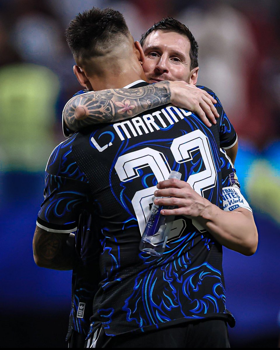 ArchivoLautaro's tweet photo. Gracias por esta maravillosa historia, Lionel. Te amamos eternamente. 💙 https://t.co/avIPqP8xNH