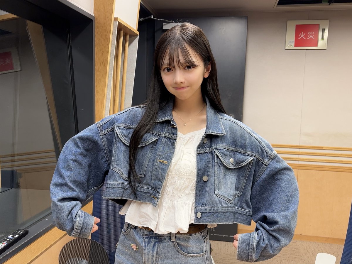 reco_monday's tweet photo. ／
#乃木坂46 長嶋凛桜・矢田萌華のレコメン！
ありがとうございました！
＼

写真はリスナーさん考案の浜松町ギャグ
「マッチョ・マッチョ・ハママッチョー！」のポーズです💪

今夜の #radiko はこちら！

▽22時台▽
https://t.co/G1uZlU1BFI

▽23時台▽
https://t.co/biWsqriHAf

▽24時台▽
https://t.co/yvJclRqa3f

#文化放送 #レコメン