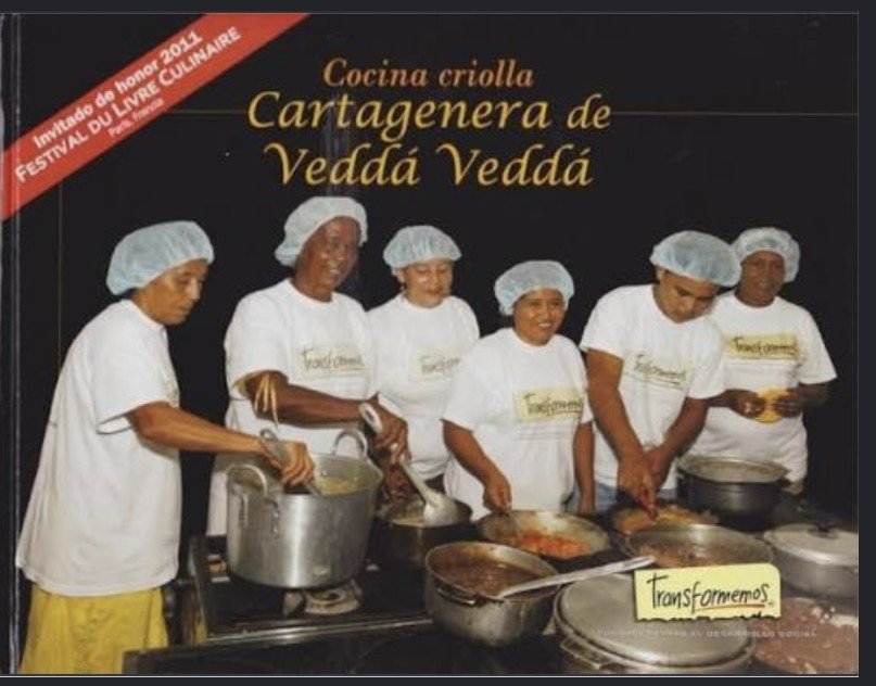 eduamtzlbs's tweet photo. @Lopezpalmina @dumek_turbay No solo la mojarra frita con arroz d coco, También la posta Cartagenera, y otros más q puedes allar en ese libro y otras literaturas como  COCINA CRIOLLA CARTAGENERA DE VEDDÁ VEDDÁ.
Nota: Aunque sea discutido LA AREPA CON HUEVO O EMPANADA CON HUEVO es oriunda de cartagena. https://t.co/kKplJTxznM