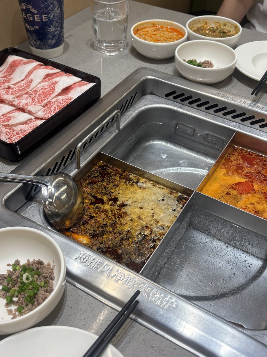 bobxiro's tweet photo. 알잔아 난말야
중국음식없이는 살 수 없어｡｡｡ https://t.co/AN5v9nnssF