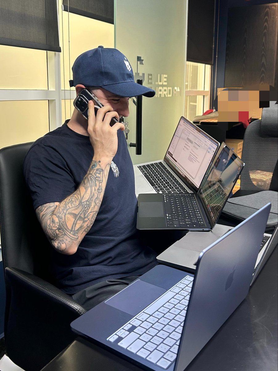 haithammuhi's tweet photo. Calling to cancel my lunch plans; ES is giving me a full-time job right now. https://t.co/9v5eyaFoXN