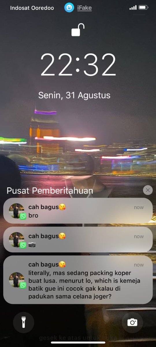 naravvlert's tweet photo. #PondPhuwin few tweet au

: serba serbi chat dikta belajar jadi anak jaksel

—DiktaHima https://t.co/FBLM4wbH9a
