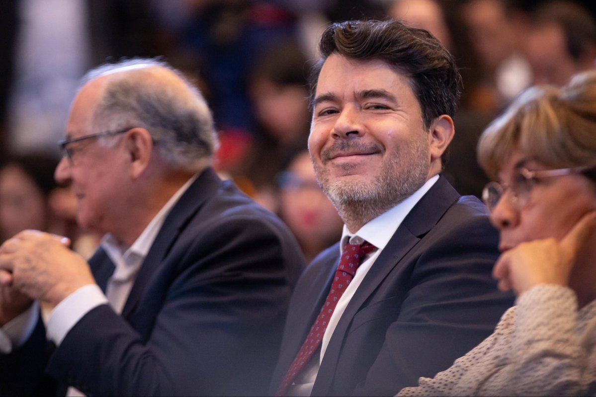 arturomedinap's tweet photo. La quinta reunión plenaria de @DiputadosMorena fue un espacio para conocer y dialogar sobre las directrices de su agenda legislativa para el cierre de 2026. Con la secretaria de @SEGOB_mx, @rosaicela_, acudimos a este encuentro realizado en la sede de @Mx_Diputados.

Escuchar las distintas voces, propuestas y planteamientos nutre las políticas y acciones orientadas a garantizar los #DerechosHumanos, atender temas prioritarios en beneficio del pueblo de México e impulsar su desarrollo y bienestar.
