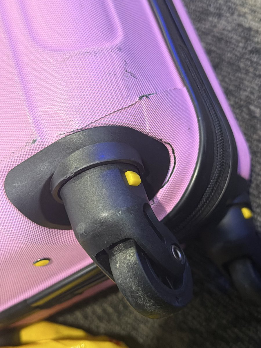 WhooissHER's tweet photo. I truly love @AmericanAir but sheesh my baby got messed up. 😫 https://t.co/U68LCXj7BF