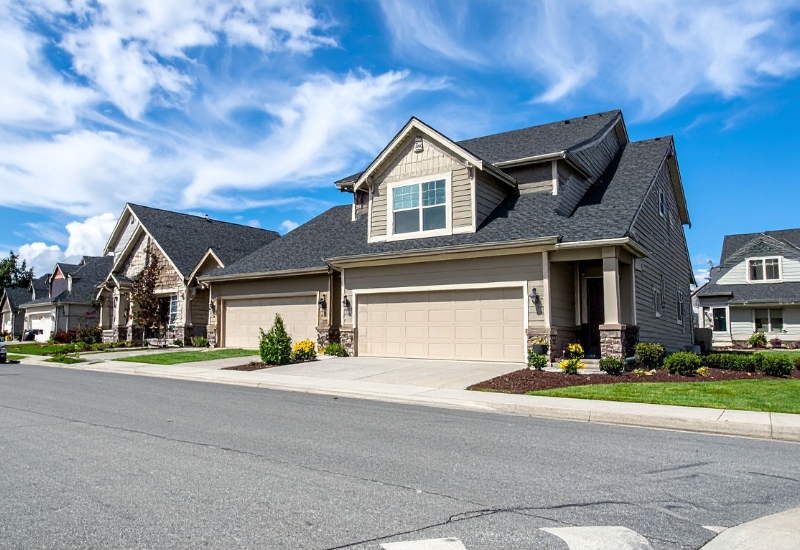 AAAActionGarage's tweet photo. By paying attention to small changes in sound, movement and performance, 🏡homeowners can catch issues early and avoid expensive repairs. ☎️Call AAA Action DOORS for routine inspections, preventive maintenance,🆘emergency repairs and expert installations! https://t.co/ItWRTBlHuP
