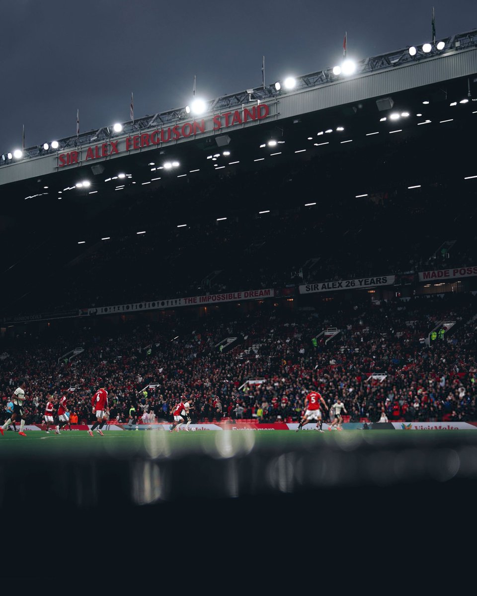 _iYasser99's tweet photo. Old Trafford under the rain 🌧️❤️
#MUNIPS #MUFC https://t.co/L3QNF0MlR5