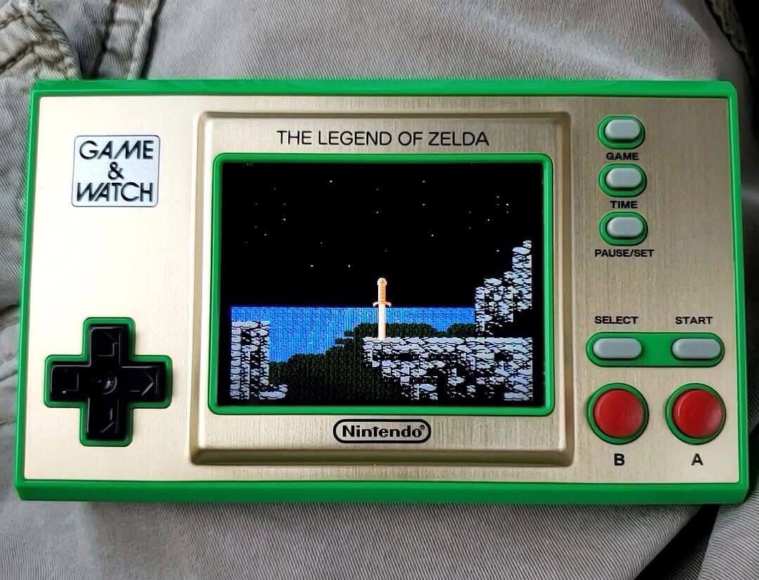 pizzafanatickev's tweet photo. #ZeldaII #GameAndWatch https://t.co/zyHfq67Boj