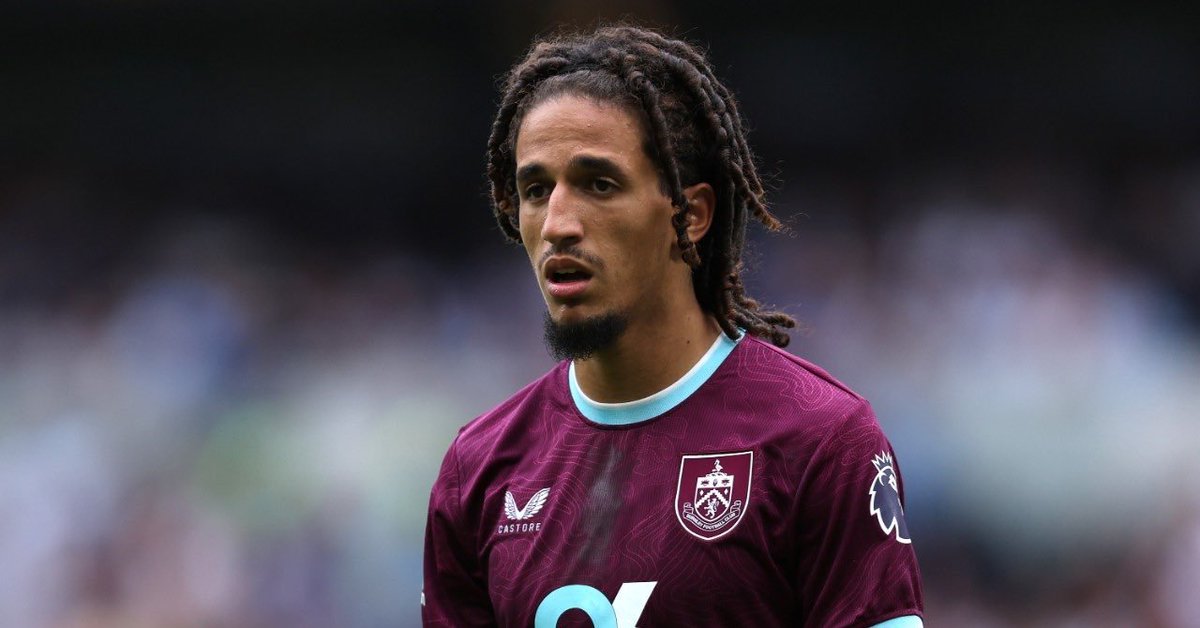 Nabil_djellit's tweet photo. Alors qu'il était dans les plans de l''OM (rencontre en mai avec Frederico Balzaretti à Manchester), Hannibal Mejbri est toujours à Burnley sans solution.. dans un club relégué en Championship. L'international tunisien espère toujours un départ dans la dernière ligne droite. #Mercato