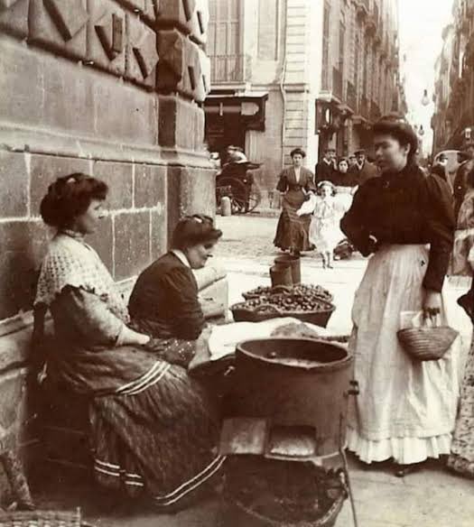 Antoni_Gelonch's tweet photo. M’agradara q un dia el @govern homenatgi les dones pirinenques q van baixar a Barcelona a les porteries i a netejar cases d’altres; a la gent d Ponent q va anar a treballar a les fàbriques; o a la gent d l’Ebre q empentaven carretons al Born. Pq ells sí q van aixecar Catalunya! https://t.co/rT2MkCRgpf