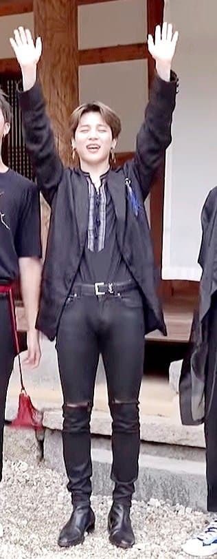 helloyoufr46041's tweet photo. Jimin https://t.co/WgnEvpqciK