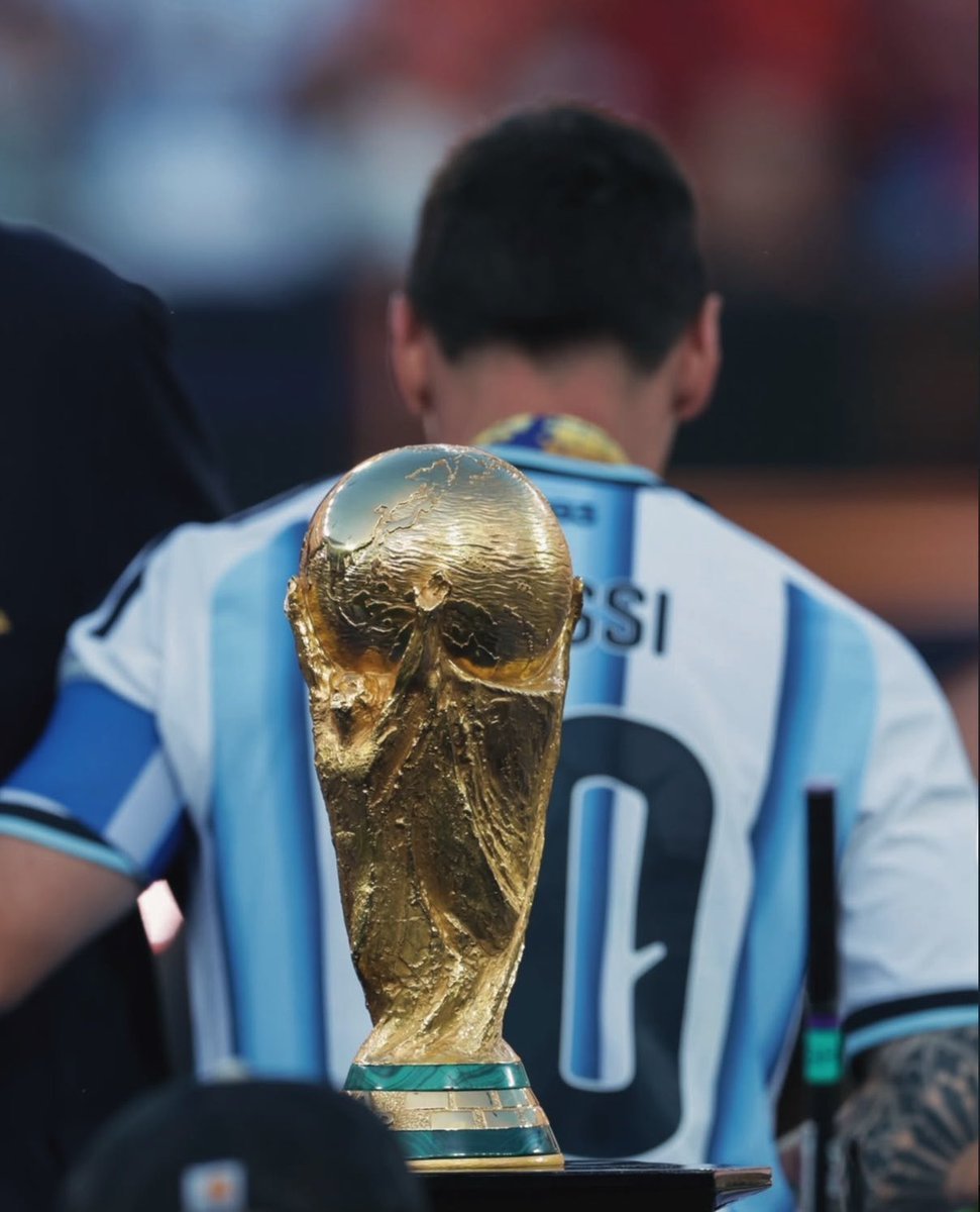 TermitoBostero's tweet photo. El fútbol estará eternamente en deuda, le debía dos. https://t.co/qocyQrqVpQ