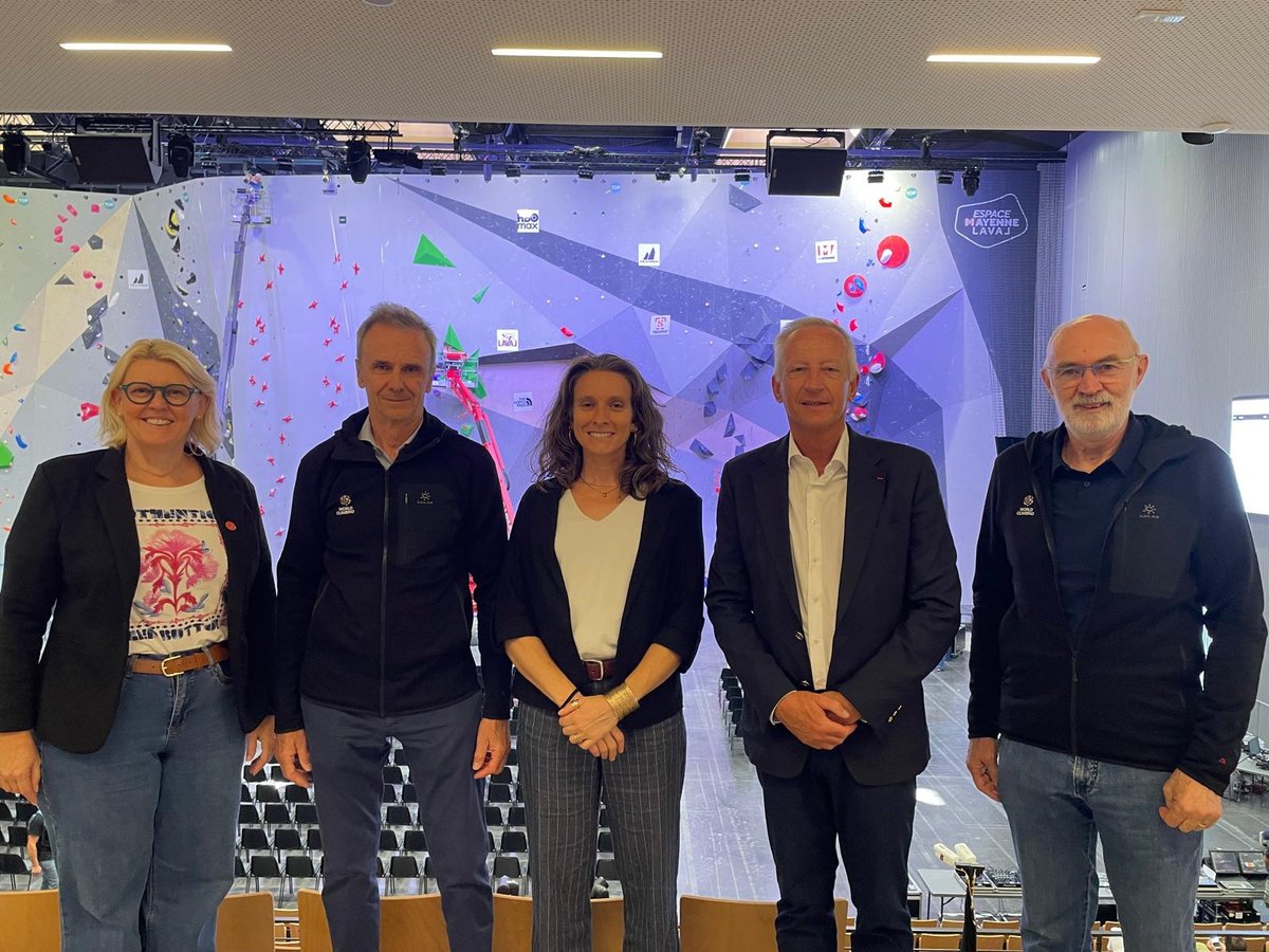 lamayenne's tweet photo. [#SPORT] 🧗‍♀ La Mayenne, terre d’escalade !

Ce week-end, @espacemayenne a vibré au rythme de l’escalade de très haut niveau ! 🌍
Bravo à tous les grimpeurs, au Comité départemental, bénévoles et partenaires qui ont contribué à faire de ce week-end une belle réussite !👏 https://t.co/DypVPl3KZd
