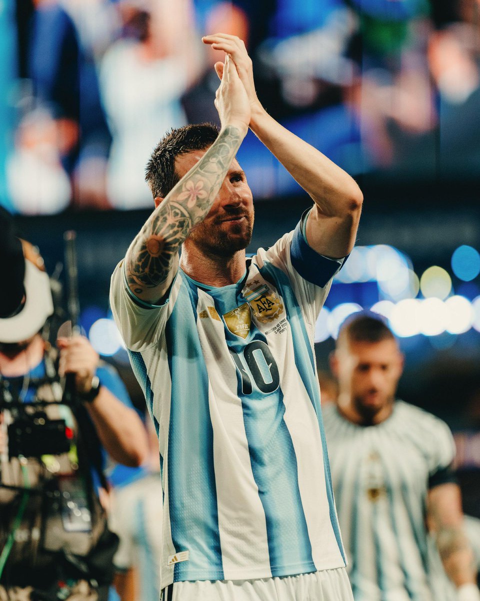 Forca_Fcb's tweet photo. Gracias, Leo💙 https://t.co/IedXwTYfnu