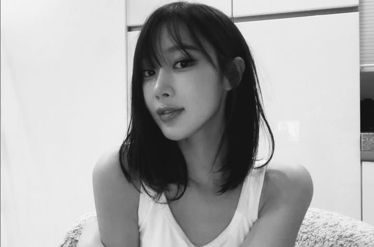 strawbaericake's tweet photo. ◍˃ᵕ˂◍ day 3 looking 4 oomfs !

Iren ﹐ıllı  she/her # ᶻz
＞＜ looking 4 #moots ! 15  ::
 ┆#edrtwt #kpoptwt #aespatwt #zb2bletwt ꩜
 ┆new to edrtwt / not new to kpoptwt    ♡
✦. ⊹ ˚ . cw : 62 (bmi 21) , gw : 50 , ugw : 45
⋆·˚ ༘ * ndnis 𓂃ෆ˚
╰┈➤ ♡ or ⟳ to be moots!! https://t.co/fs5LrN5iP8