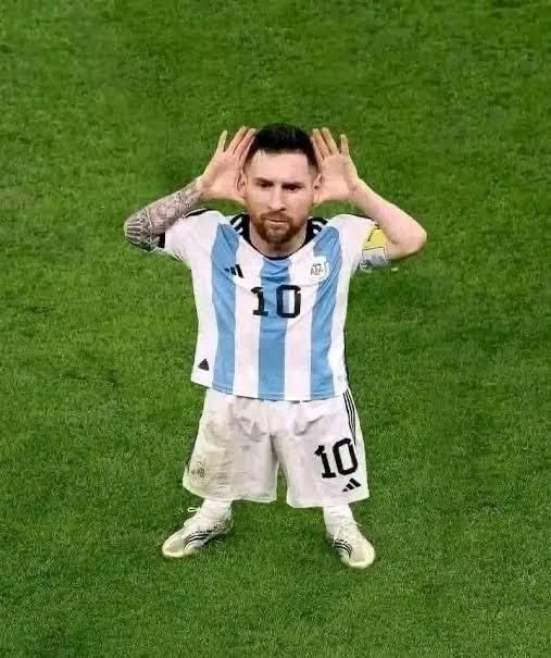 zaddymoney_x's tweet photo. Happy Retirement my bro 😎 
#Messiretires https://t.co/wpNUF7XmWq