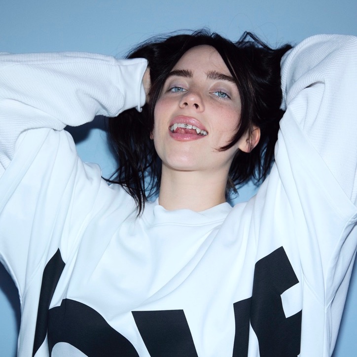 BillieSpotify_'s tweet photo. 🚨 Billie Eilish's "BIRDS OF A FEATHER" (3.95B) is now the 12th most streamed song of all time on Spotify, surpassing Coldplay's "Yellow" (3.94B). https://t.co/EhK1NbrVVW